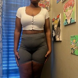 cute white bozzolo crop top